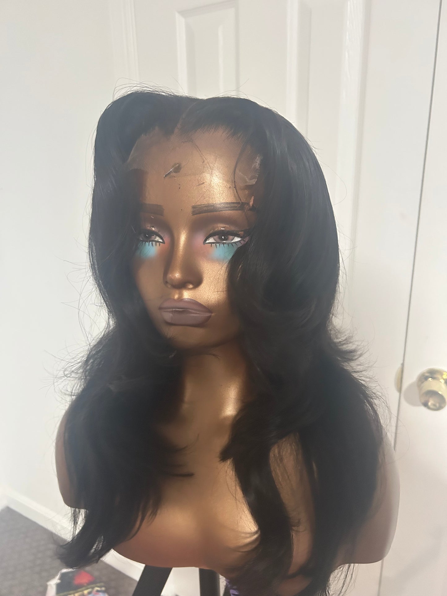 Laura Glueless ready to wear