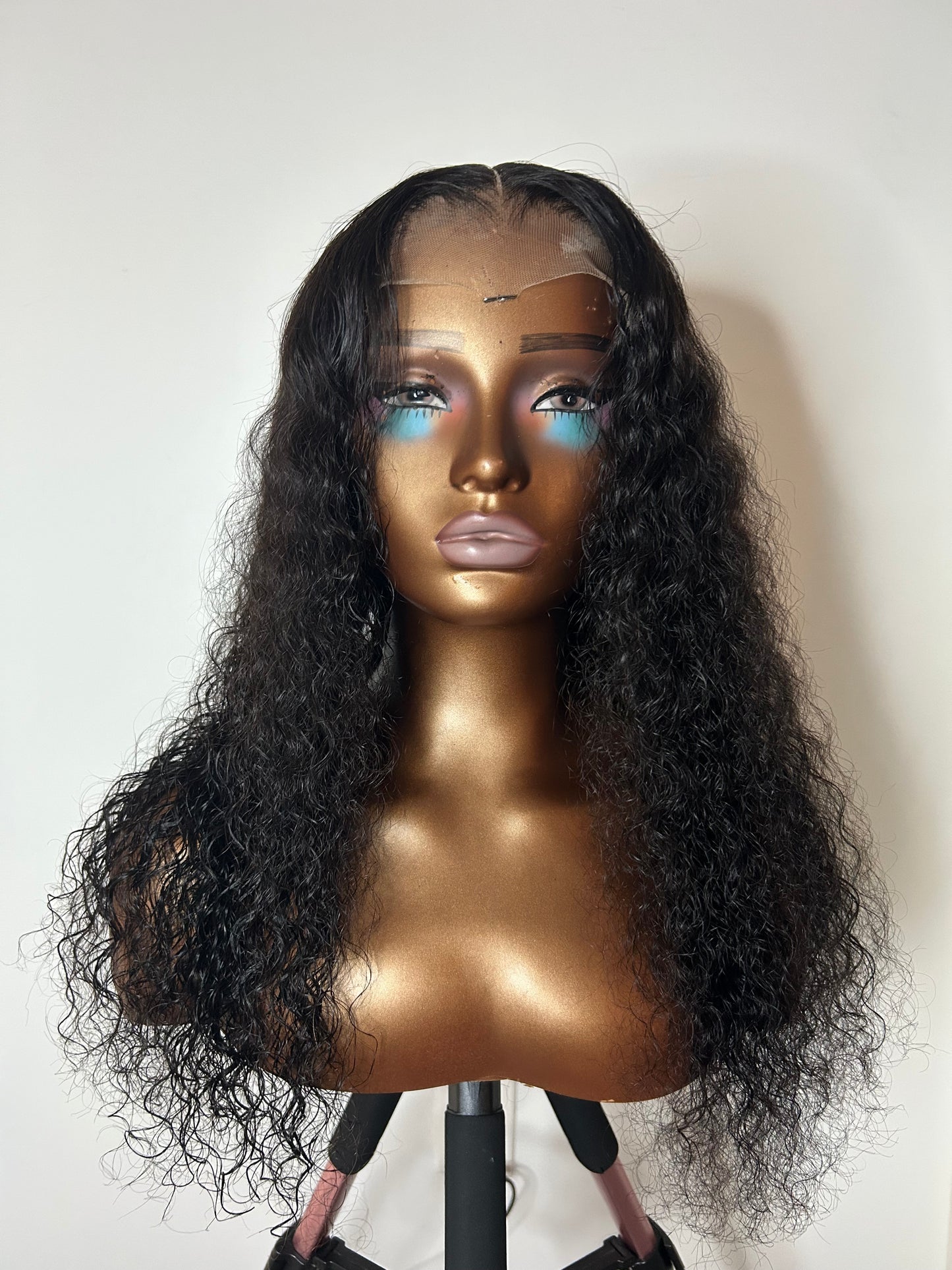 Diamond glueless ready to wear units